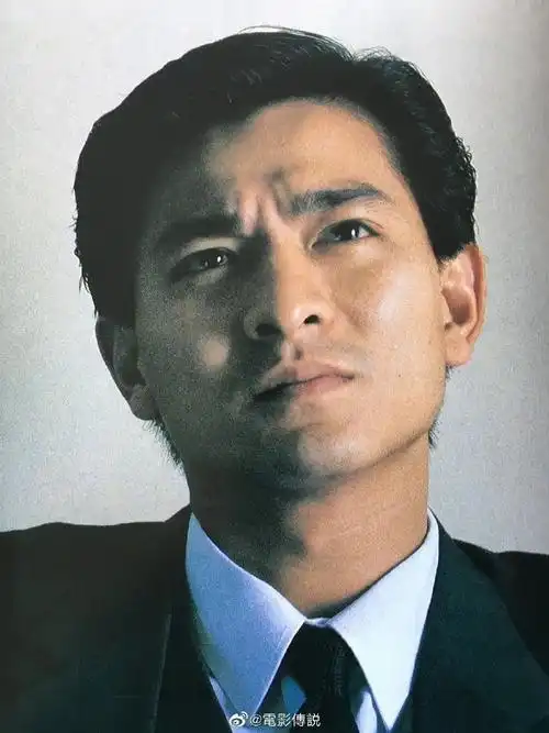 刘德华白西装好帅