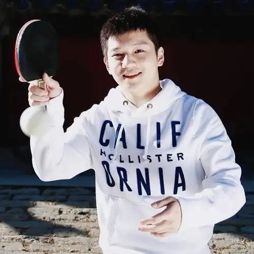 来发一发大家不太常见的樊振东选手的稚嫩时期图09多图