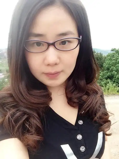 37岁未婚女征婚照片(id:66574389)_浙江金华征婚交友_珍爱网
