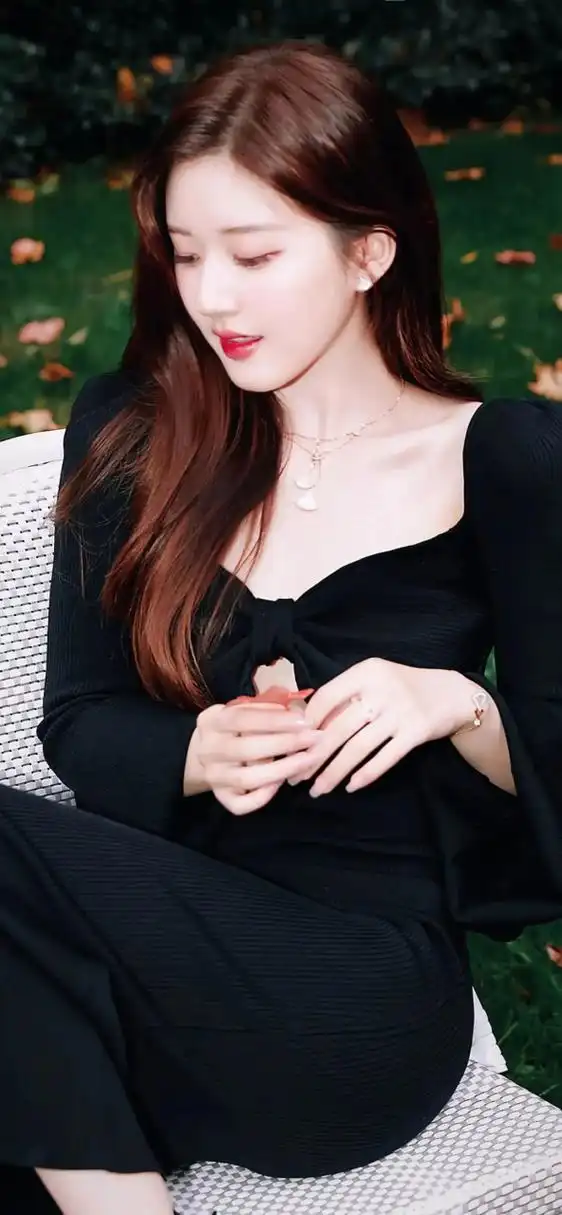 赵露思写真壁纸