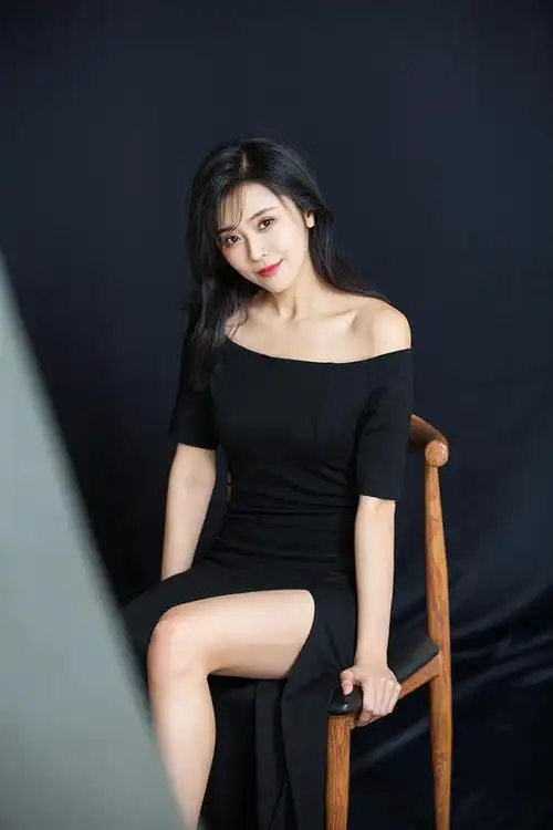 王蕾lei wang的图片