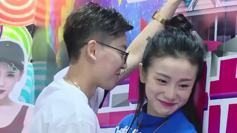 周晨晞撩妹功力十级认证霸气壁咚姜梓新男友力爆棚