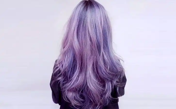 换个心情换个发型 用雾感挑染迎接春夏吧