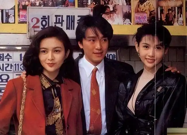 90年代没出演过星爷电影的女神,数来数去,就这两位