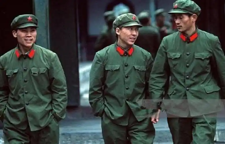 凡是穿过65式军装的老兵,大多拿过6,7,8元津贴!_经济_国家_军人