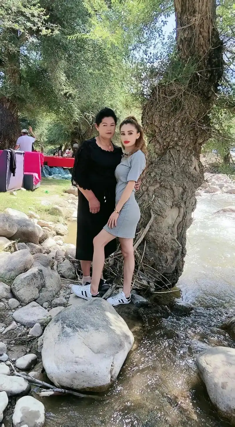 1年前·新疆 1 分享 回复 💞艾海提💞 . 1