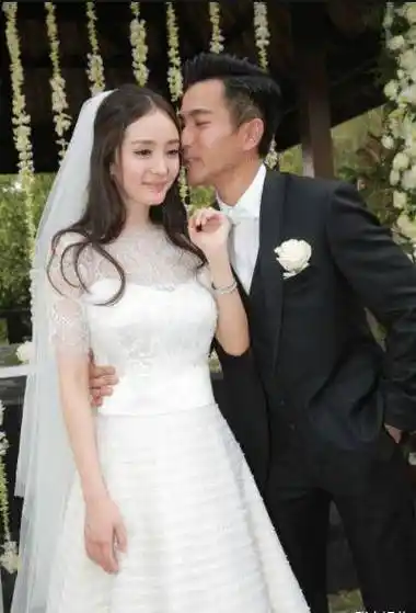 85后女艺人婚恋状况大赏:姐姐有钱,何必找个男友碍手碍脚_单身_周笔畅