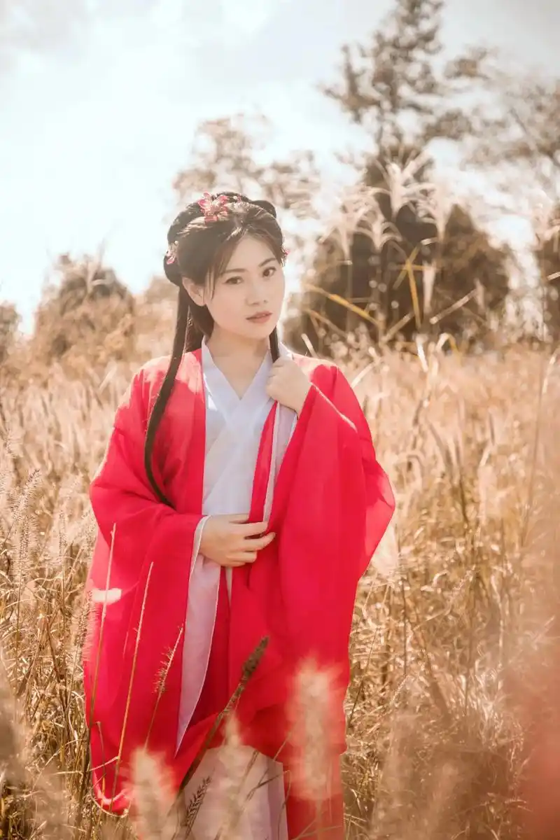 汉服写真.#古风摄影 #汉服 #古装造型 #艺术照 #宣汉双 - 抖音