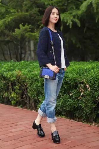 香奈儿黑外套中国型 明星风格搭配(图)