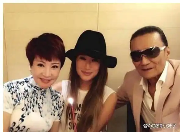 谢霆锋母亲手段有多高有赌王还不够她为新姘头向谢贤低头