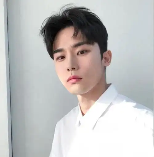 五款时髦流行的男生发型 潮男必备发型-流行发型-帅哥发型网