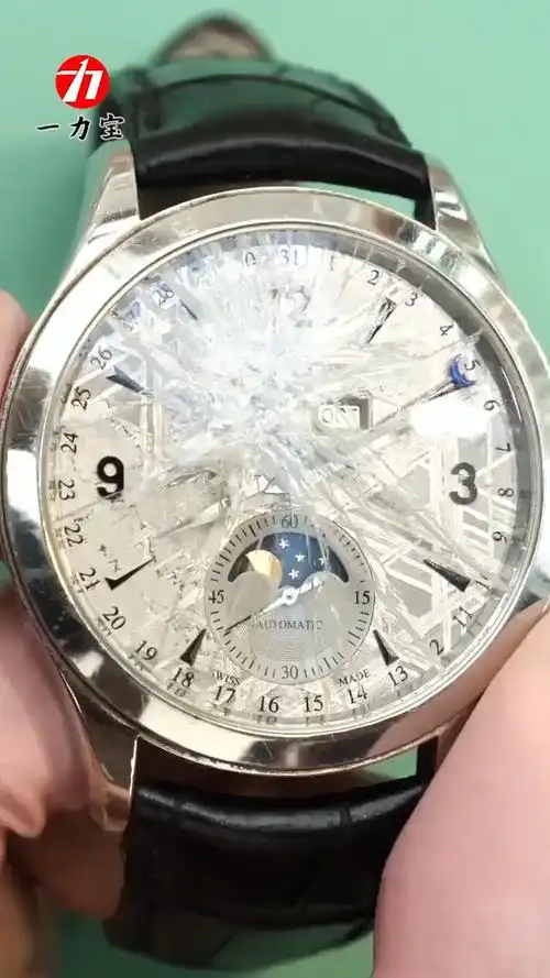 手表#被熊孩子拿去砸核桃,砸成这样也能修