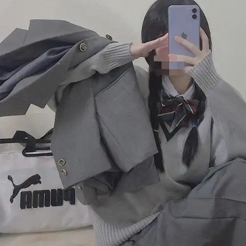 申请成为你的秋冬jk制服头像