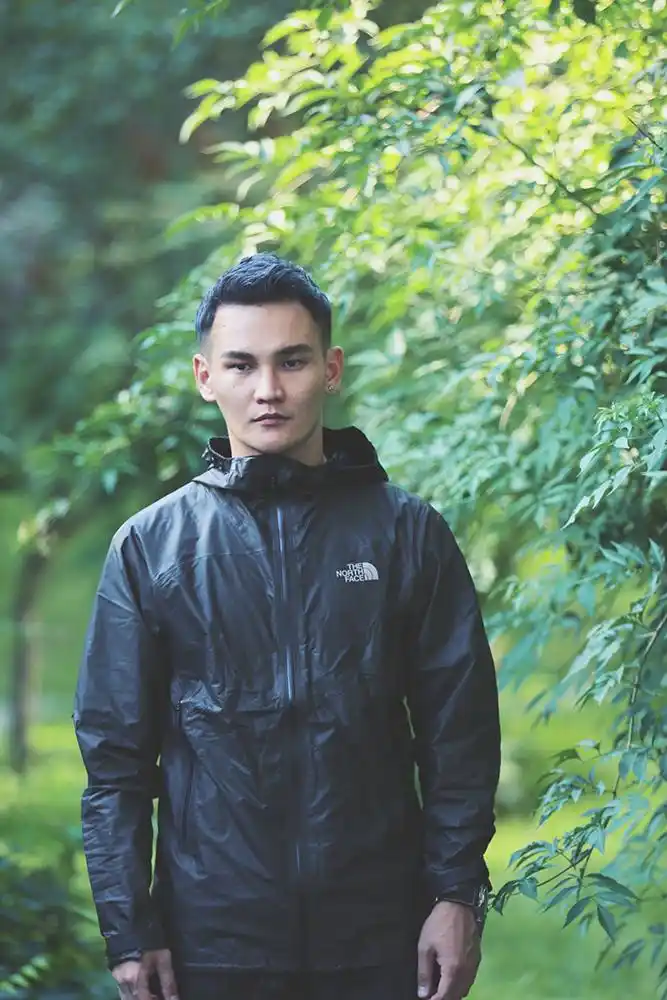 组图:李维全新写真曝光 尽显帅气运动型男本色_高清图集_新浪网