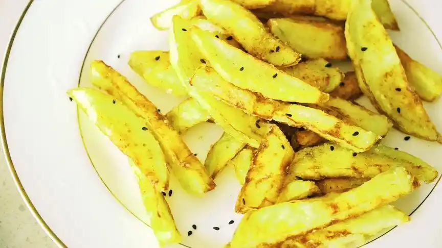 香酥茄条:这样的炸茄条,口感酥脆,太香了!比薯条都好吃! - 西瓜视频