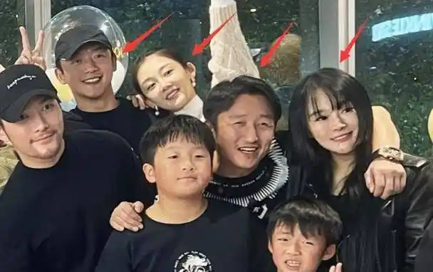 蔡少芬儿子2岁生日宴,全场15个孩子太热闹,郑恺苗苗合体秀恩爱