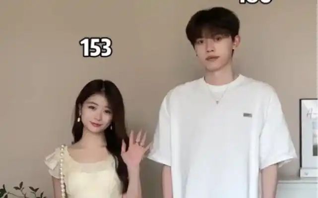 身高相差27厘米的情侣穿搭