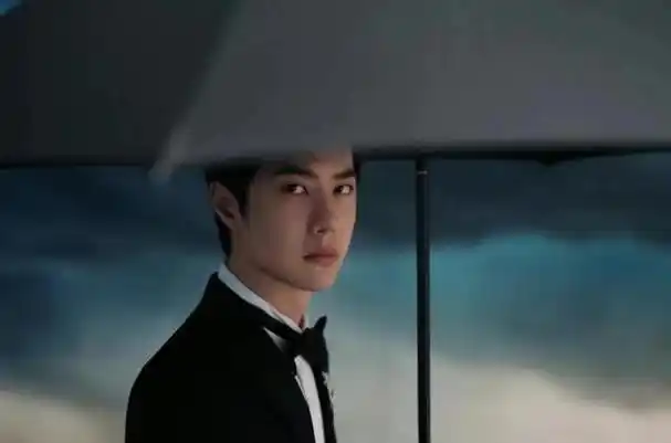 郑州大学被骂"三流学校",王一博,王阳同时发文,别走肖战老路