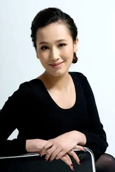 侯姝羊肉泡馍麻辣烫首次拍床戏图