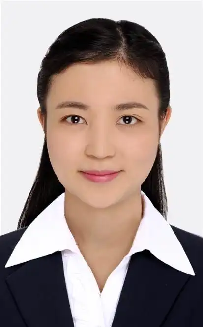 求大师高手,帮我ps一下证件照,换一套正式的西装戴领带,作工作证用.