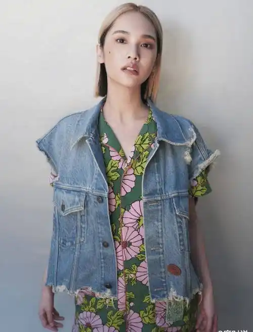 杨丞琳越活越潇洒!