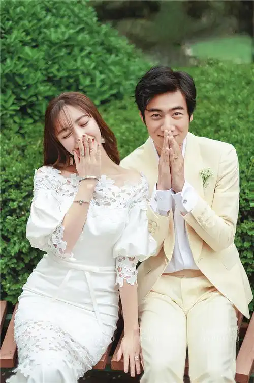 抢先拍2020春夏潮流主题婚纱照-大视觉婚纱摄影岳阳店-wed114结婚