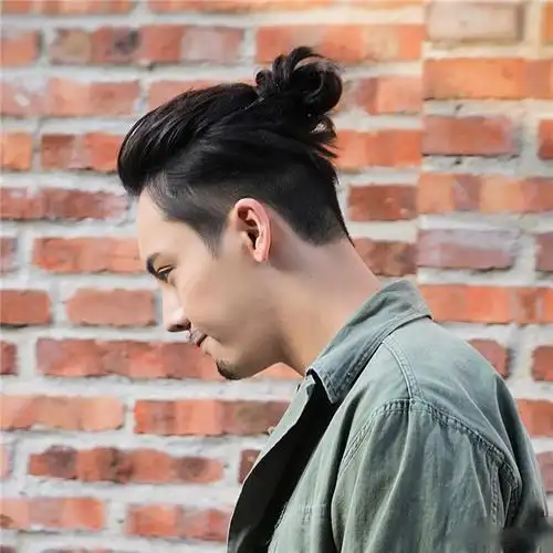 陈伟霆的丸子头man爆,荷尔蒙爆棚!但日常又有点小可爱?