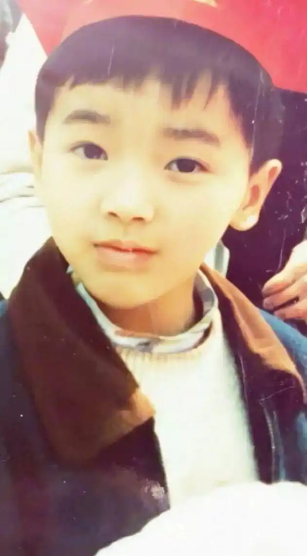 明星童年高清修复照他们小时候真的好可爱啊