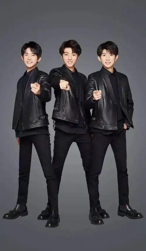 易烊千玺更博吃长寿面粉丝惊喜发现tfboys团糖