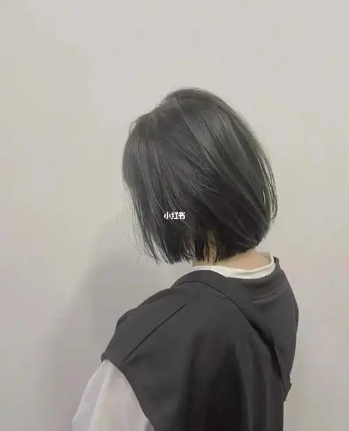 青木亚麻染发一定要染一次【青木灰,青木亚麻色】这个颜色简直了,太