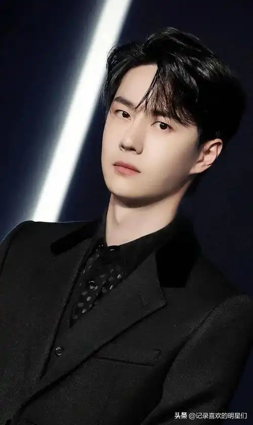 顶流男演员:王一博帅气迷人十足,现在的演技也是越来越好!