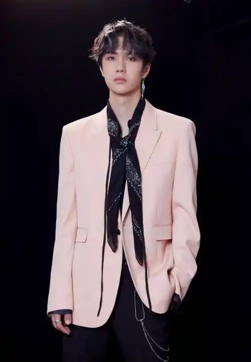 好了今天就聊到这里,你们对于王一博本次未在时尚芭莎的名单上怎么看