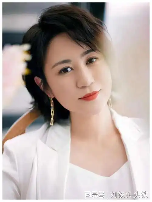 从默默无闻到百花影后:马丽的逆袭人生|演员|喜剧|传媒公司_网易订阅