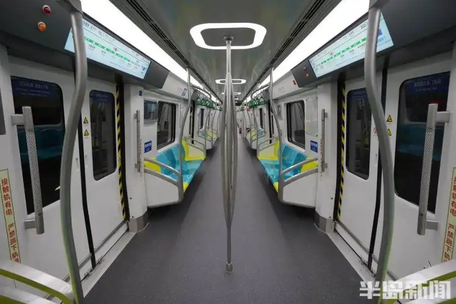 青岛地铁4号线首列车顺利到段,车厢内景曝光,首次跨线路接车
