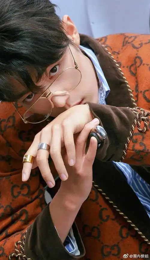 肖战的手好绝##肖战顾魏