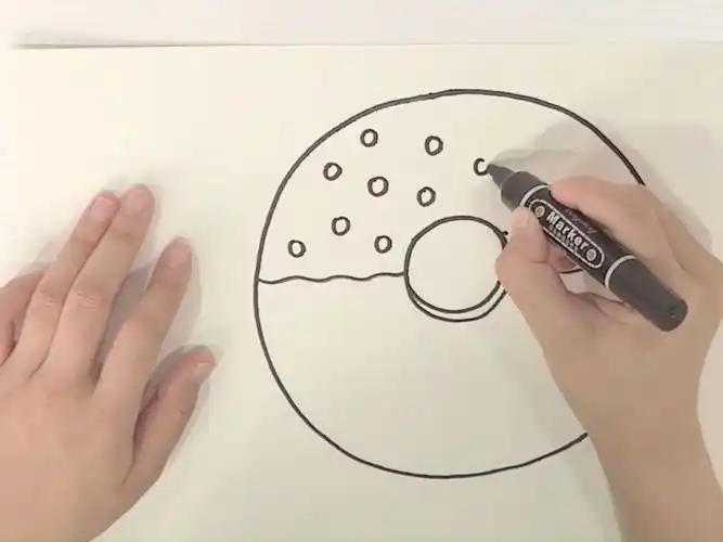简笔画教你画甜甜圈,画时代美术