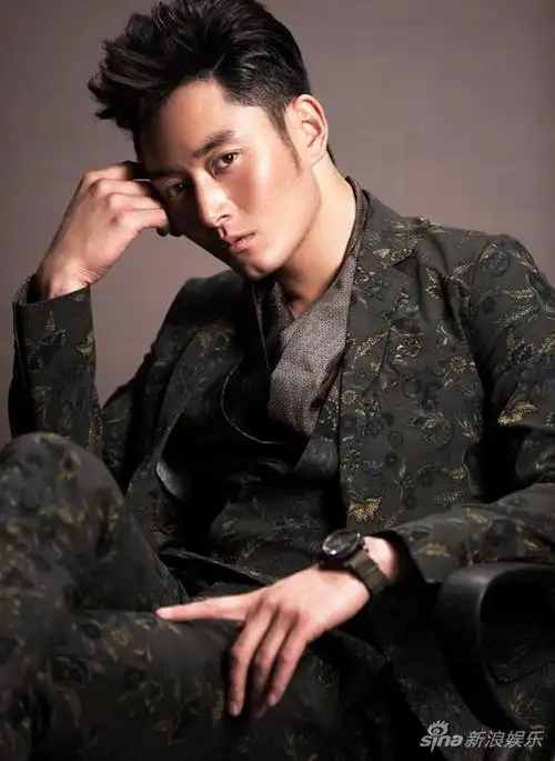 李东学帅气写真