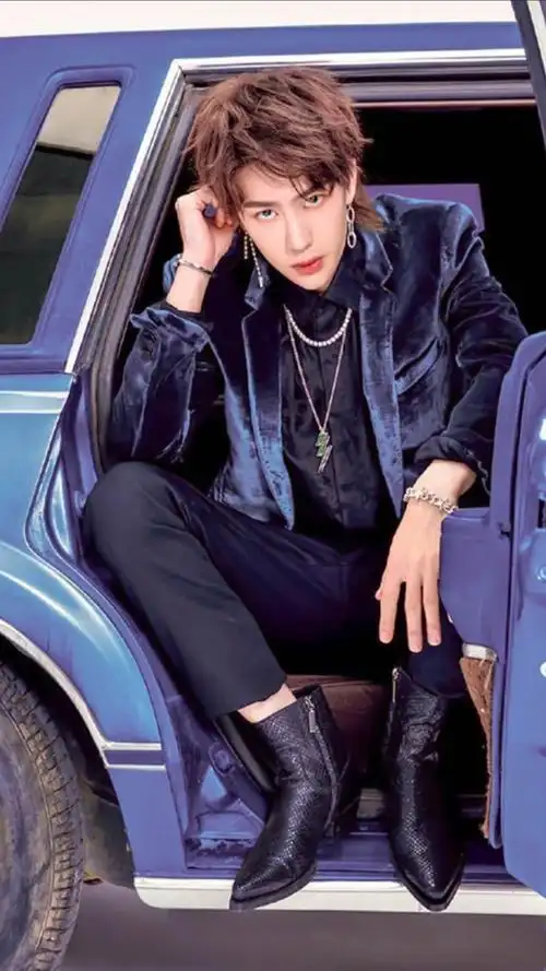 王一博#王一博,就喜欢你痞痞帅帅的样子