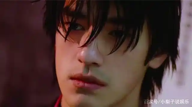 20岁的金城武,那些青涩又帅气的照片