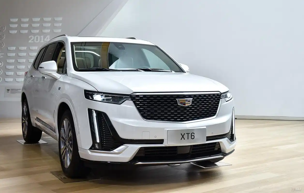 时尚豪华又很务实 凯迪拉克xt6售41.97万起