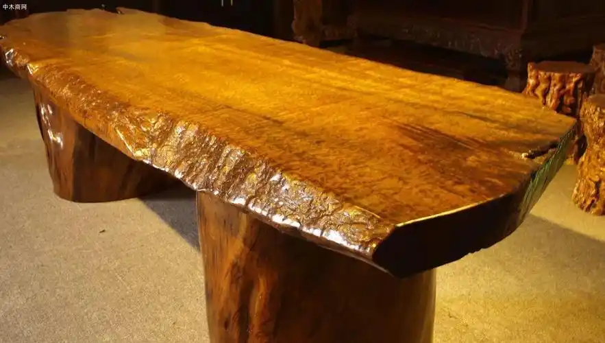 金丝楠木的习性,特点,和味道?