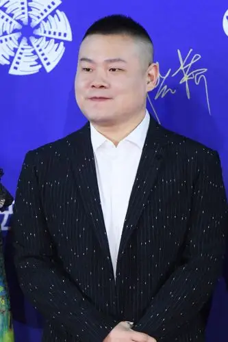 鼠胆英雄亮相北影节岳云鹏曝减肥20斤秘籍