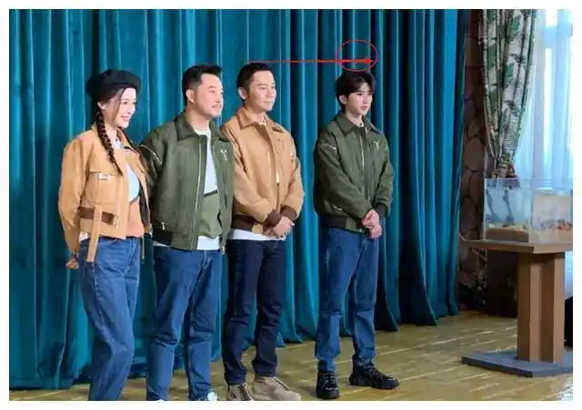 《奔跑吧》路透,当184cm蔡徐坤和180cm李晨同框,谁谎报了身高?