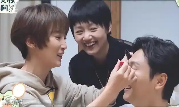 栾树弹钢琴伴奏,于谦正把自己的人脉介绍给干儿子|谢楠|相声|孙越