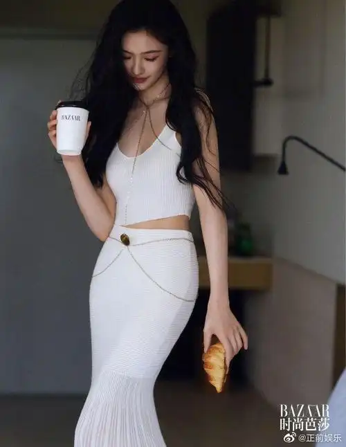 林允的身材比例真的太绝了……|林允_新浪新闻