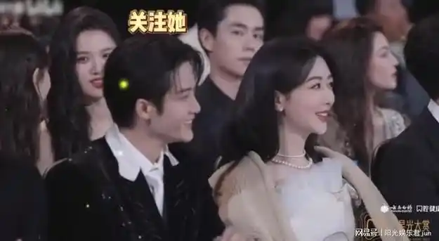 胡一天教杨紫猛男撒娇,注意看杨紫的反应,磕到了百年好合夫妇!