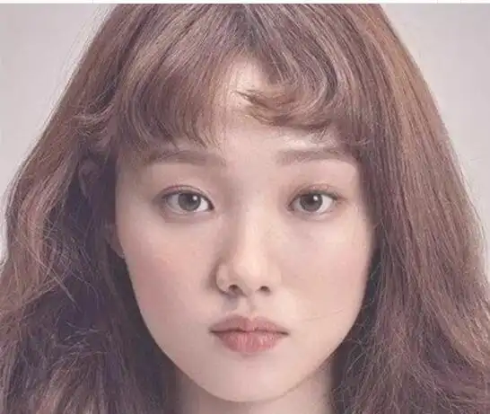 如何剪月牙发型 五款女生月牙发型来示范(3)