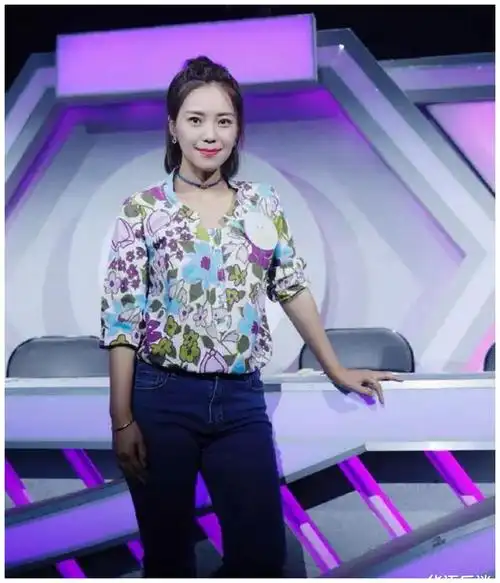 她是刀郎爱徒,凭歌唱实力连续五年上春晚,却上了个寂寞?__财经头条