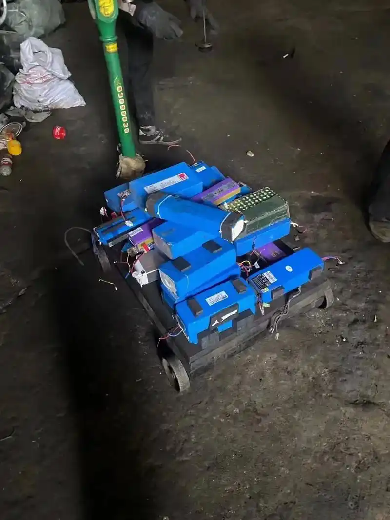 废旧二手手机,锂电池,大量回收锂电池,有货的来!大量回收公司 - 抖音