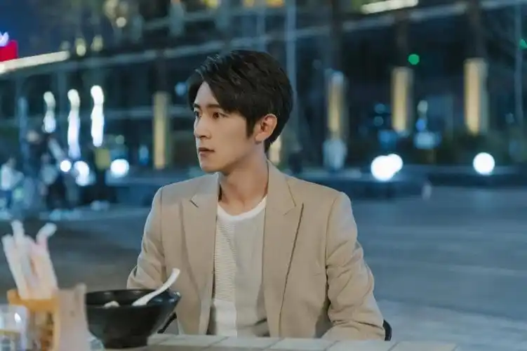 季肖冰高冷男教授《好想和你在一起》圆满收官